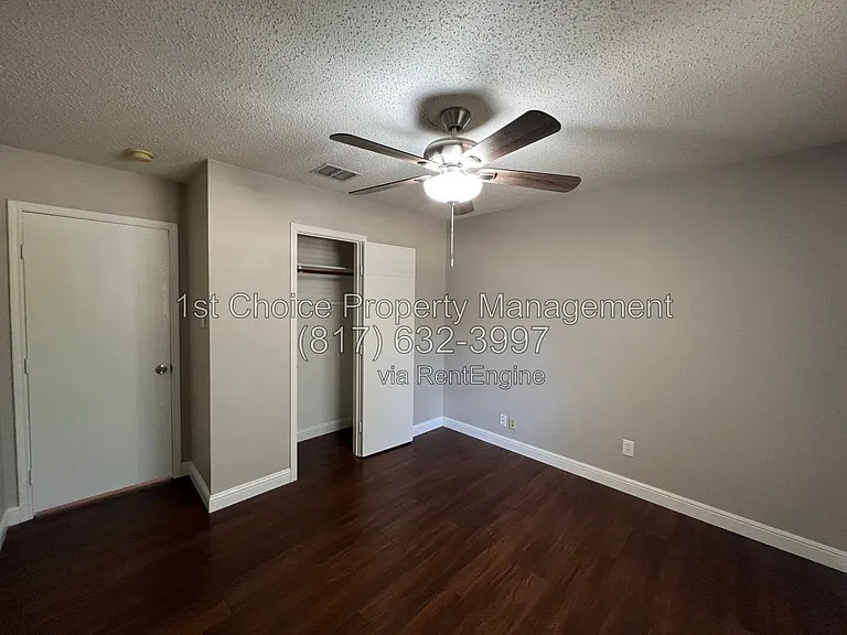 304 E Clover Park Dr — Photo 29