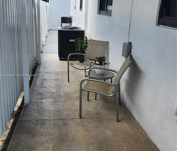 8701 SW 36th St — Photo 28