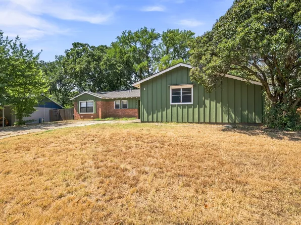 810 Arthur Dr, Arlington, TX 76013