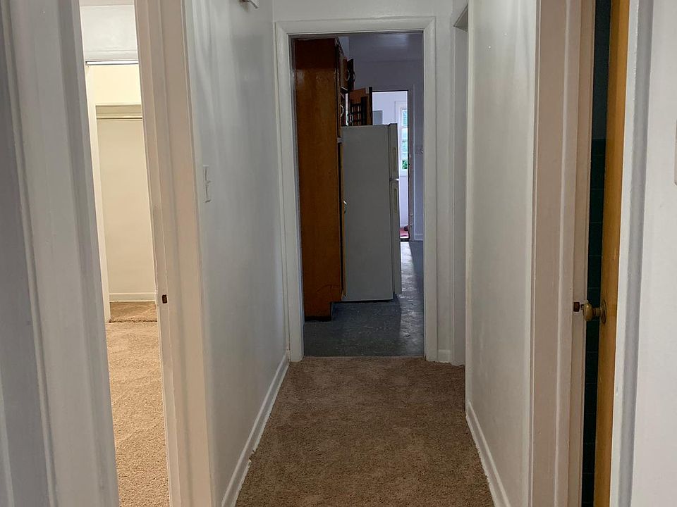 1st image of 6256 N Washtenaw Ave #2