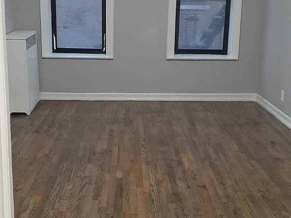 4th image of 3400 Tryon Ave #Dd8