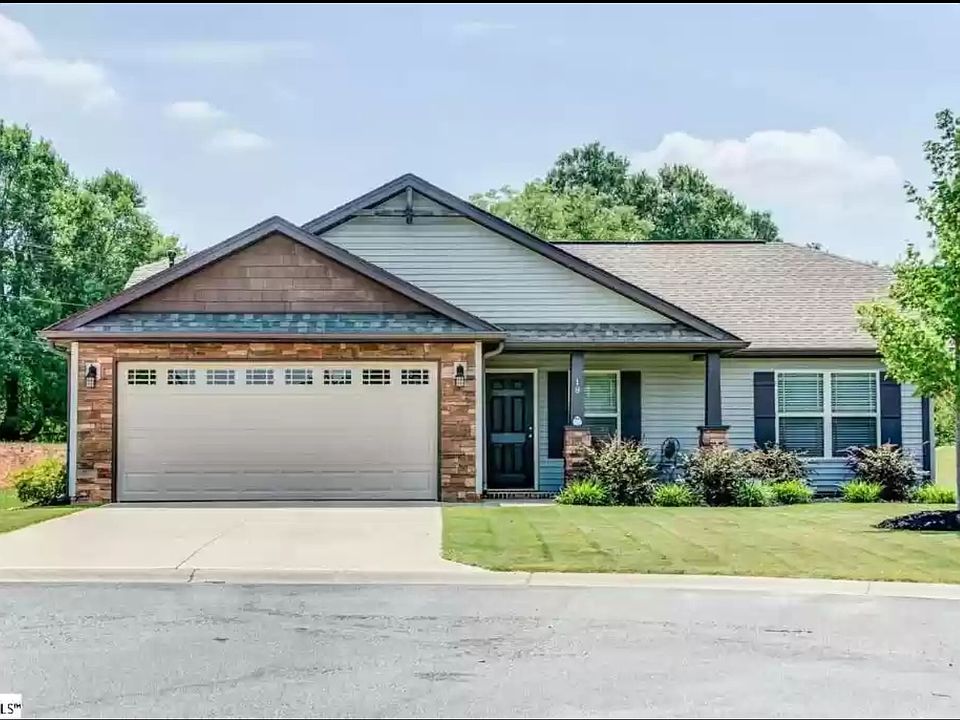 1st image of 18 Alderwood Ct