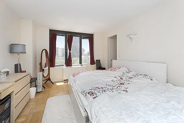 Rented by Engel & Völkers New York City | media 20