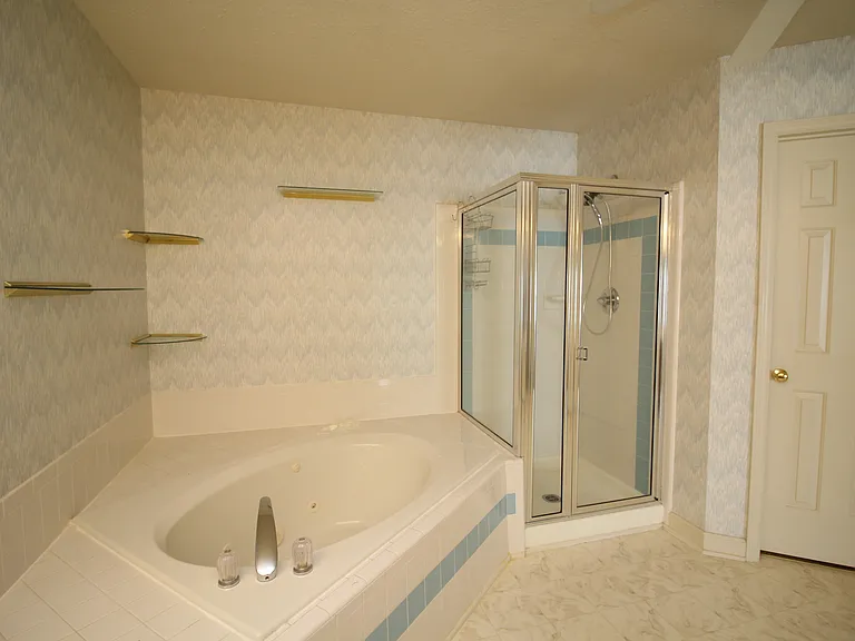 33 Cedar Knoll Dr — Photo 17