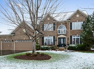 482 Glover Dr, North Aurora, IL 60542