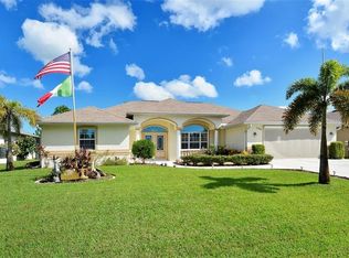 196 Medalist Rd, Rotonda West, FL 33947