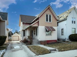 1328 N 16th St, Sheboygan, WI 53081