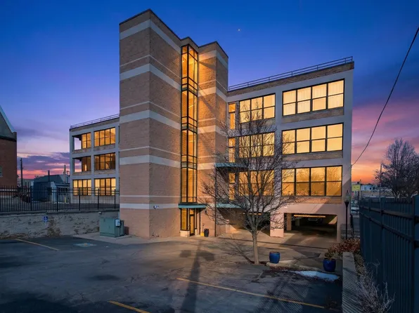 109 W Washington Ave APT 16, Jackson, MI 49201