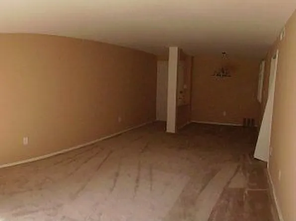 526 Wilson Bridge Dr #6727A, Oxon Hill, MD 20745