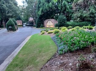 2101 Stratford Cmns, Decatur, GA 30033