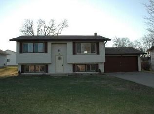18 9th Ave NW, Kasson, MN 55944