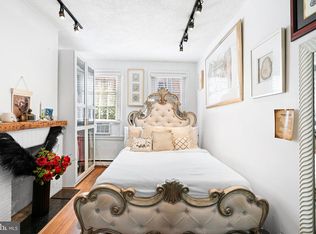 320 S Juniper St, Philadelphia, PA 19107