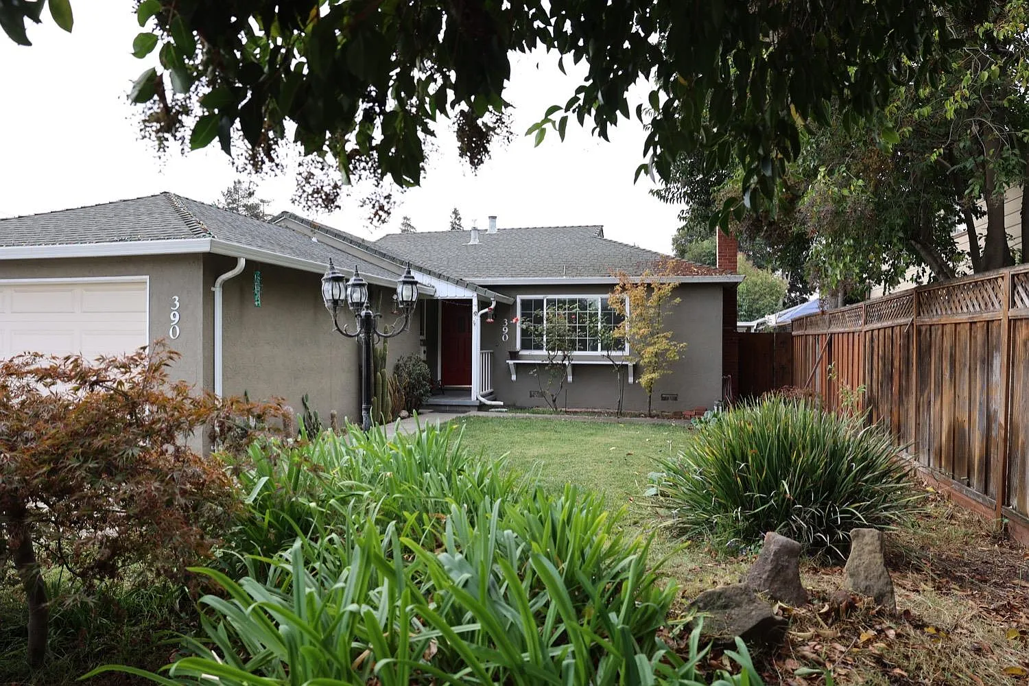 390 Falgren Ave photo 1