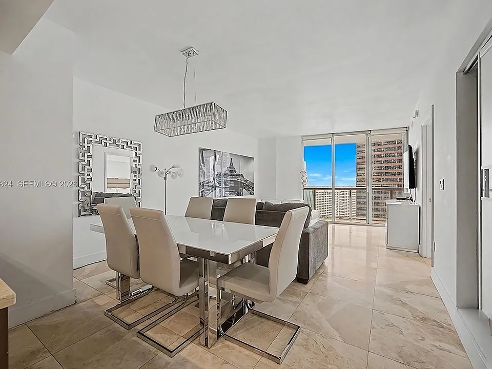 485 Brickell Ave #2009