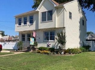 130 Loretta St, Hopelawn, NJ 08861