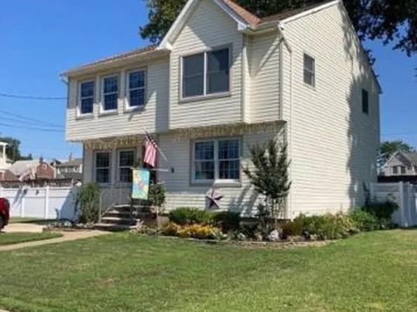 130 Loretta St, Hopelawn, NJ 08861