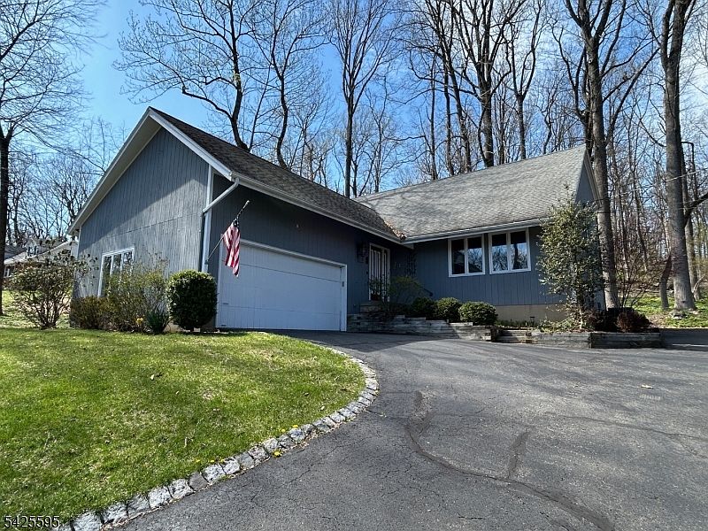 1st image of 296 Andersen Rd