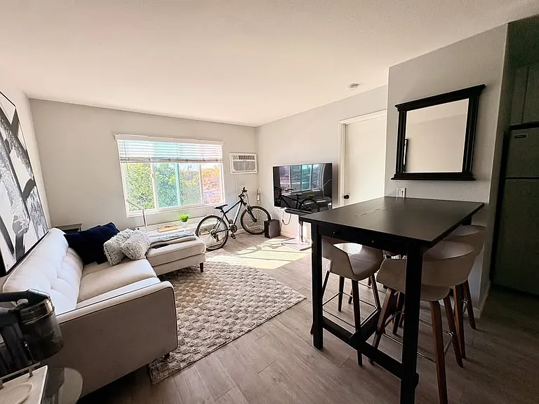 4109 Kansas St #7 — Photo 2