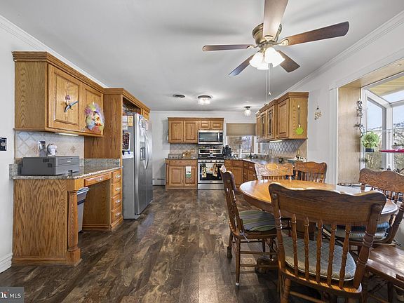 4th image of 5111 Hanover Pike