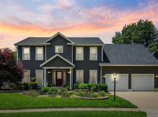 3505 Deer Ridge Ct, Bettendorf, IA 52722