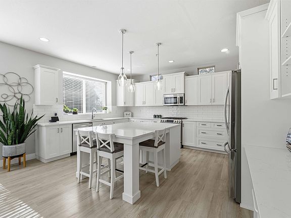 3rd image of 10651 Kimola Way