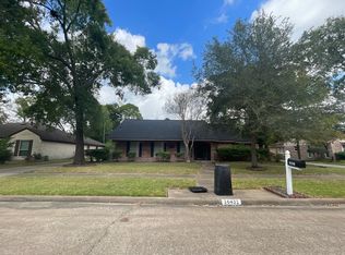 16431 Shady Elms Dr, Houston, TX 77059