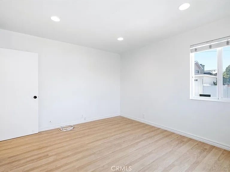 1108 Palm Ln — Photo 25