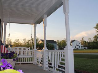 122 Spring Leaf Ln, Jacksonville, NC 28540