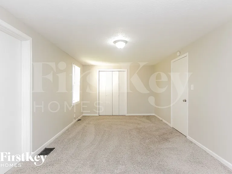 2337 Calhoun St — Photo 7