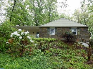 104 Twin Oaks Ln, West Chester, PA 19380
