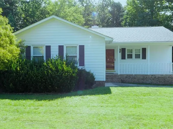208 Rivermeade Dr, Archdale, NC 27263