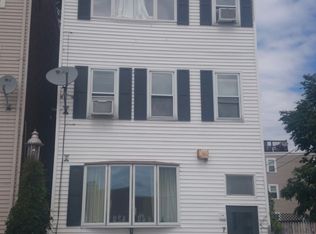 7 Bell Ct, South Boston, MA 02127
