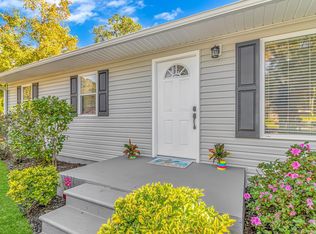 115 N Myrtle Dr, Surfside Beach, SC 29575