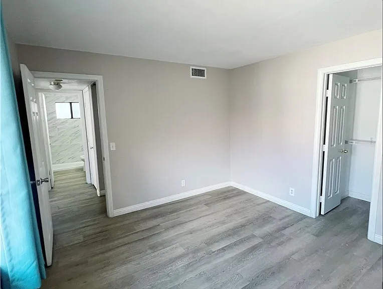 1405 Santa Margarita St #E — Photo 5