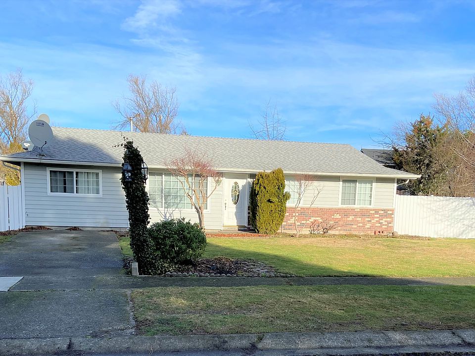 1st image of 275 Shamrock Ct