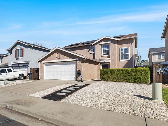 4th image of 38 Tea Rose Way