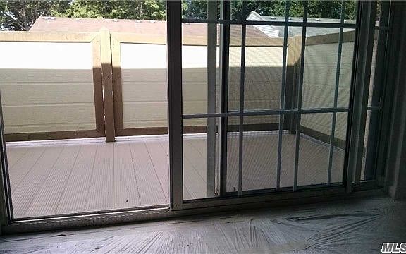 4th image of 14 Glen Hollow Dr APT E17