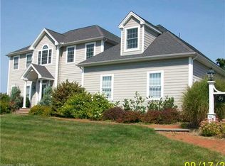 85 Debbie Dr, Meriden, CT 06451