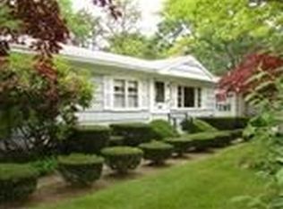 80 Walnut St, Hyannis, MA 02601