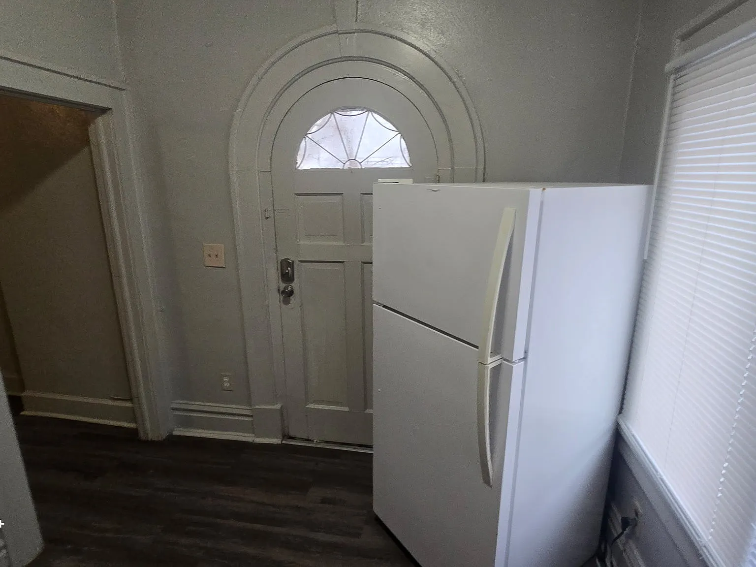 1422 Central Avenue — Photo 4