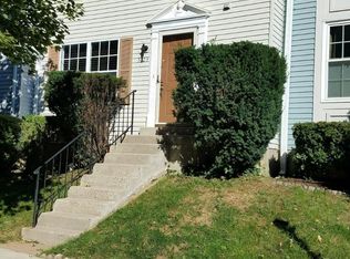 3005 Braxton Wood Ct, Fairfax, VA 22031