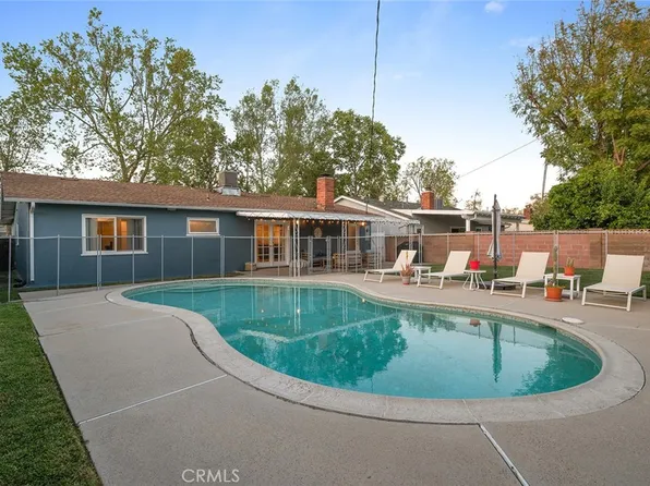 23928 Archwood St, West Hills, CA 91307