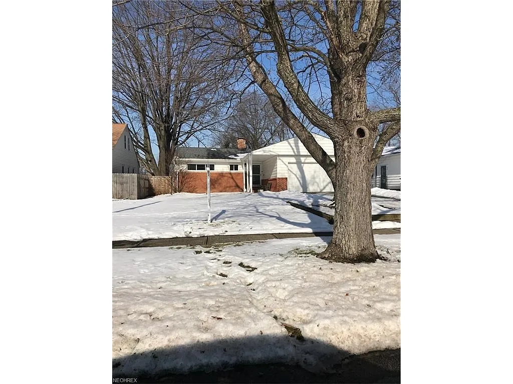 4851 S Sedgewick Rd photo 1