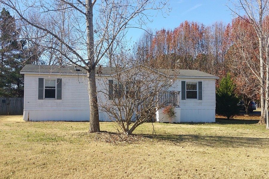 1st image of 903 Fireside Cir