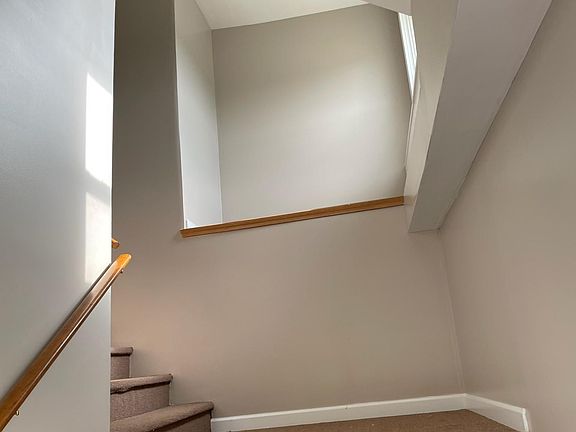 3rd image of 128 Broad St #1
