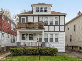 1322 Wayburn St #1322, Grosse Pointe, MI 48230