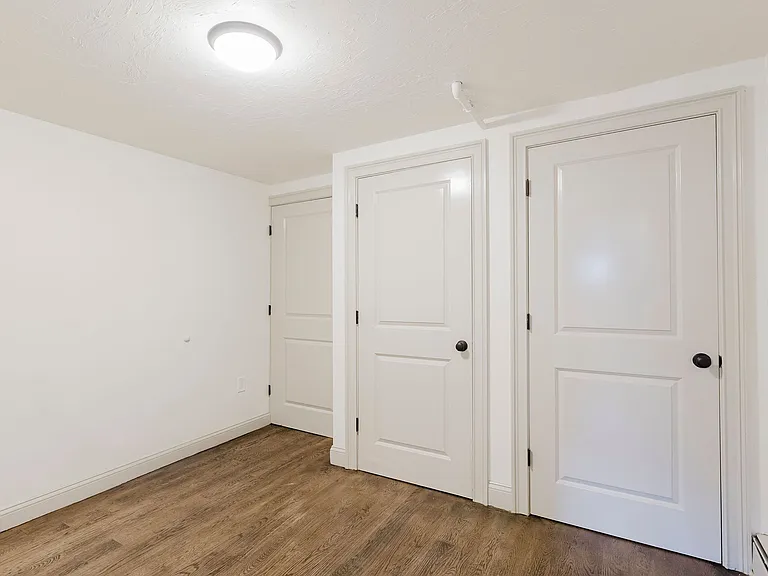2599 Washington St — Photo 15