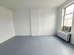 1054 E 223rd St FLOOR 2, Bronx, NY 10466