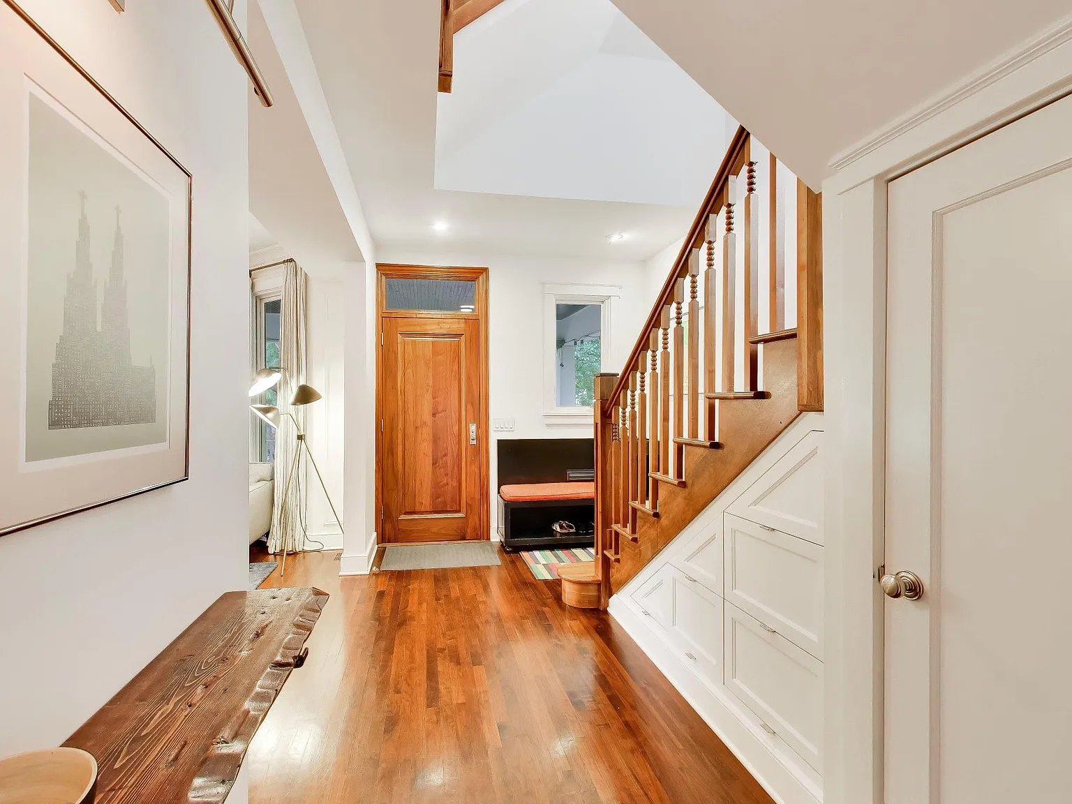 6 bed, 4600 sqft, $12,500 — Photo 3