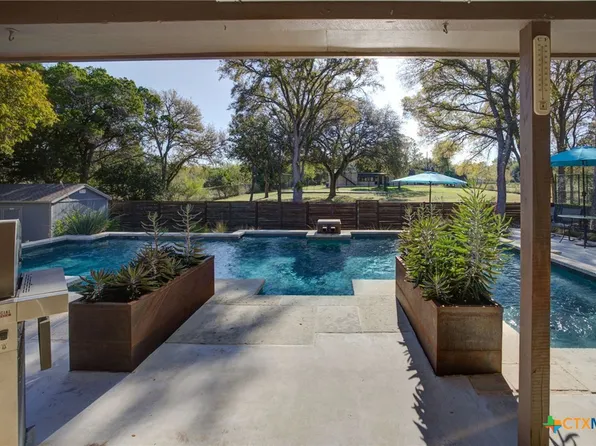 408 Acorn Dr, New Braunfels, TX 78130